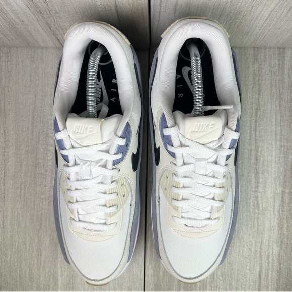 NEW Nike Air Max 90 LV8 White Cream Platform Sneakers fd4328-106 Womens Size 11 - Picture 6 of 10
